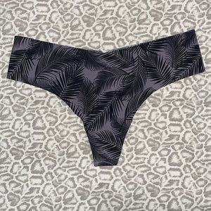 🌺 Victoria secret thong underwear 🌺